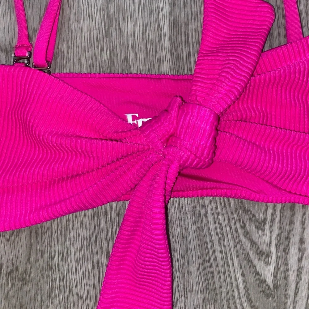 Frankie’s Bikini Dark Pink Top With Bow Size Medium